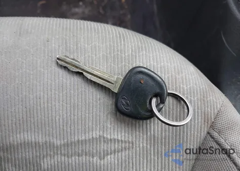 2017 Hyundai Elantra Se z USA, uszkodzony, nr VIN 5NPD74LF8HH205536